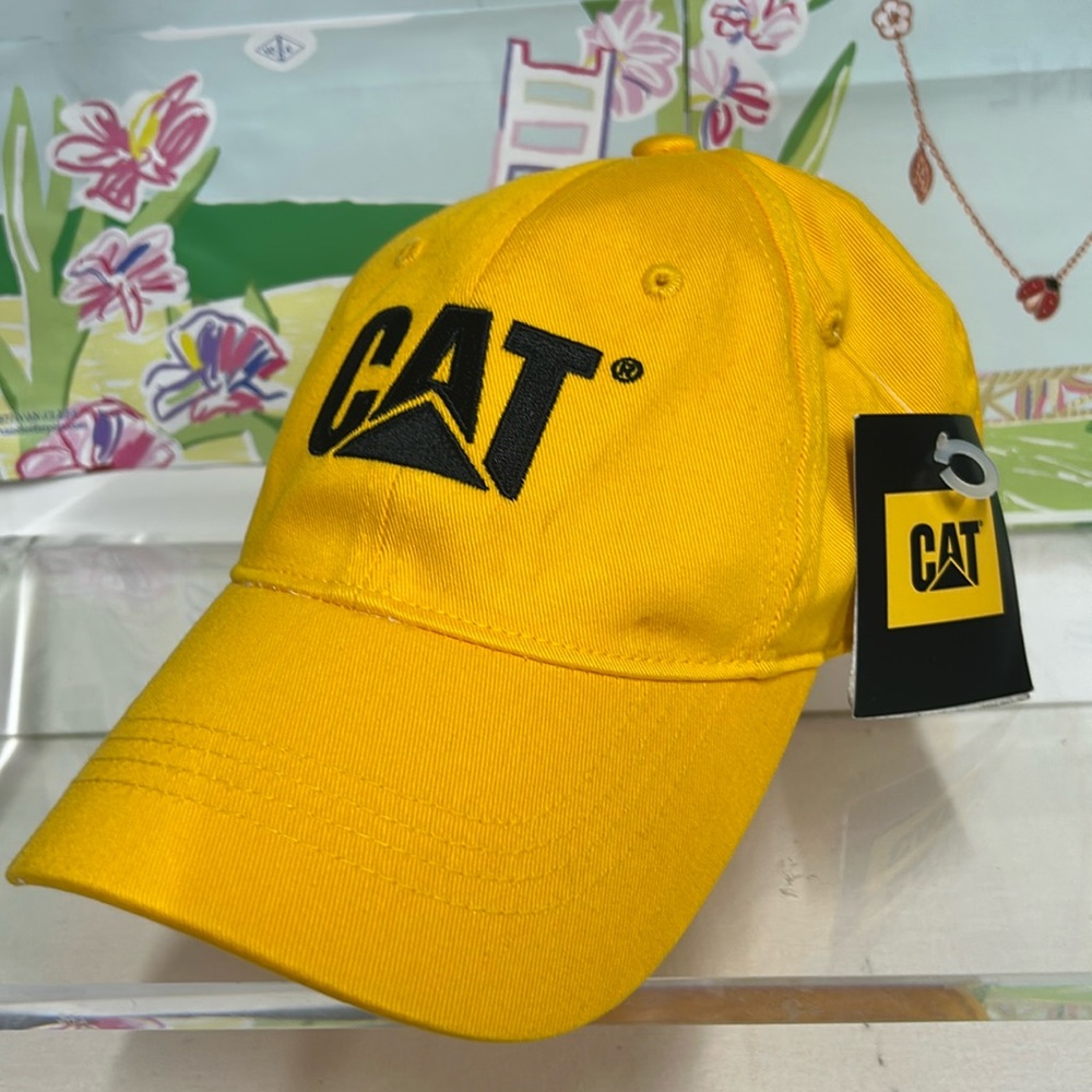 CAT Caterpillar Baseball Cap  Brand New With Tags size S/M